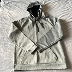 Men’s Dri Fit Nike hoodie Large